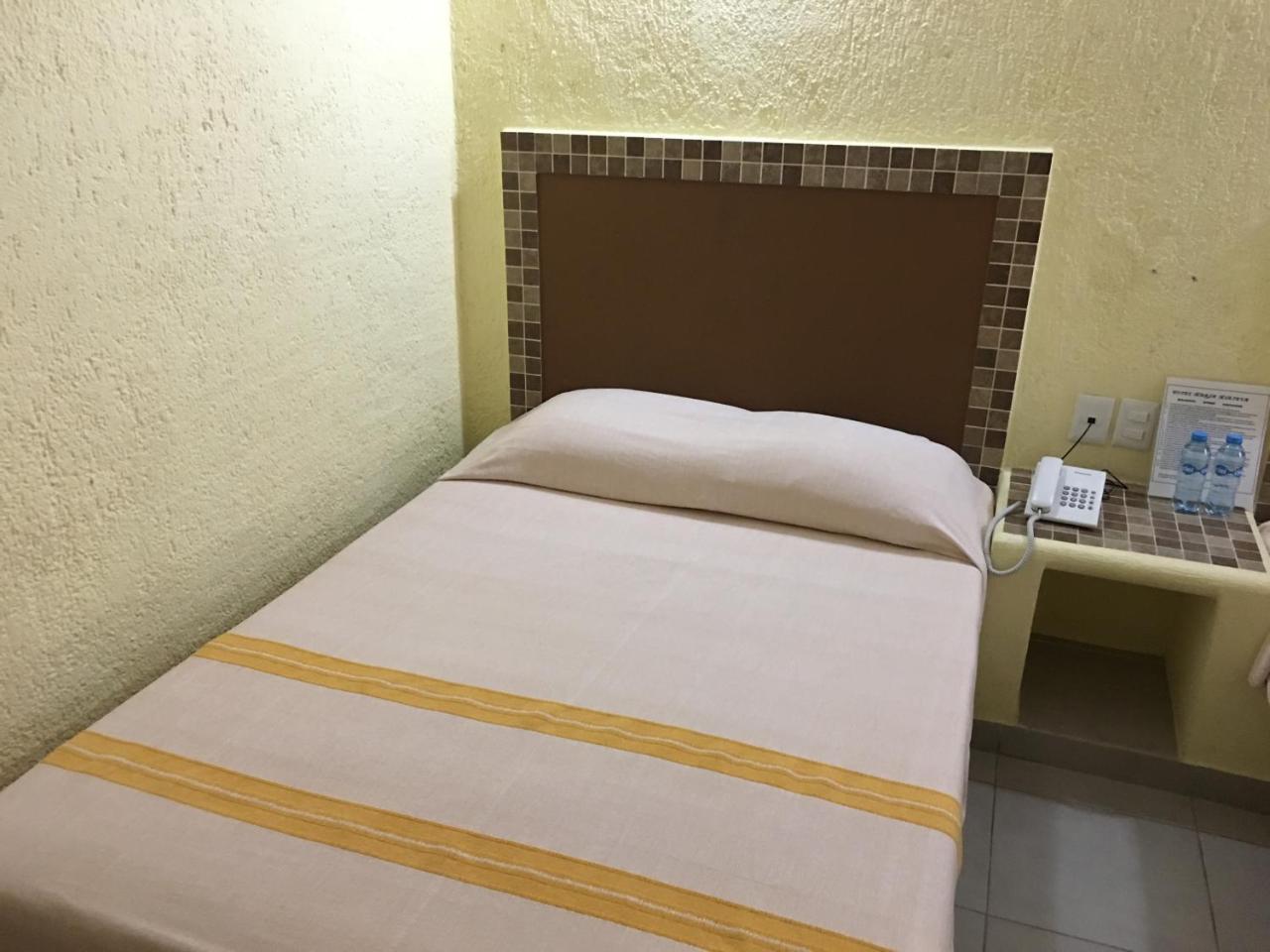 Hotel Maria Mixteca サンタ・クルス・ウアトゥルコ エクステリア 写真